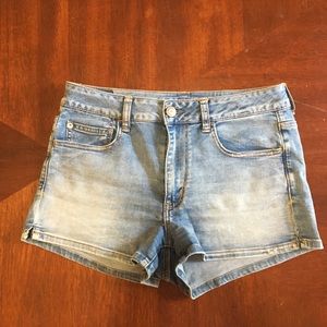 High waisted shorts.